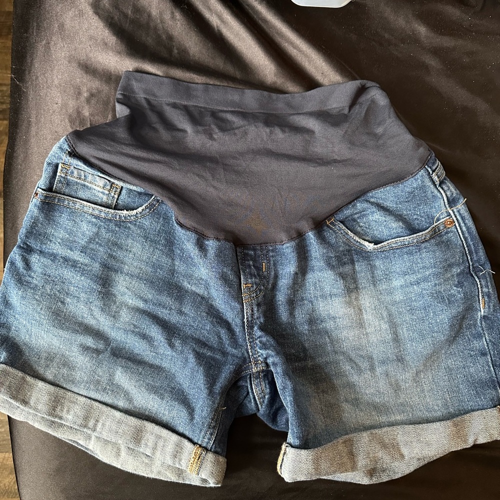 Women’s Old Navy Denim Maternity Shorts